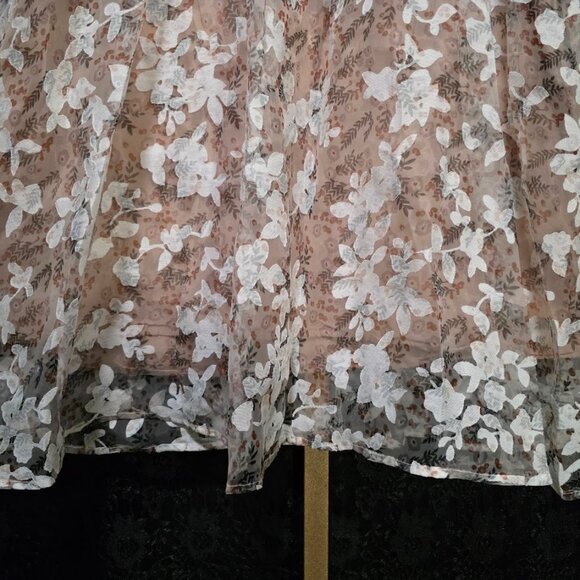 LOVE OLIVE CO Floral Overlay Pleated Bodice Dress M - Picture 2 of 11